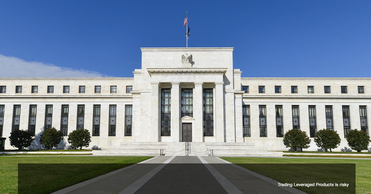New Fed Chairman in Focus: Stocks Decline and Gold Loses Momentum